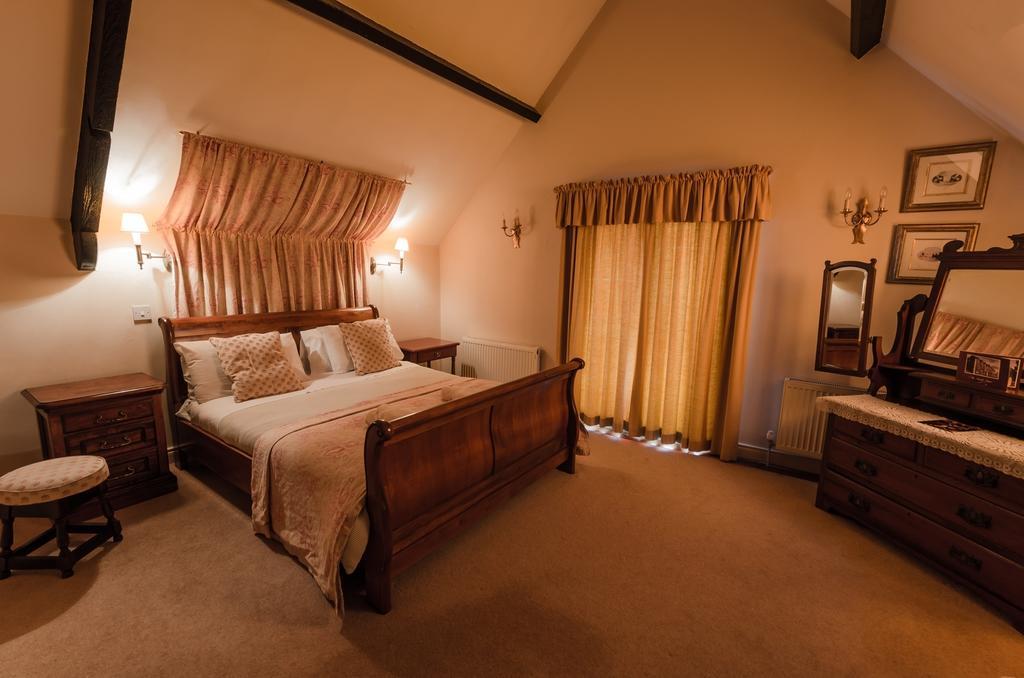 Meath Arms Country Inn Огрим Номер фото